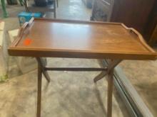 Serving tray with stand
