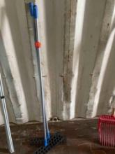 Sanding poles