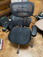 rolling office chair