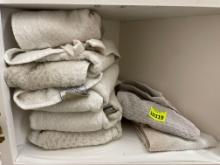 wash cloths and hand towels