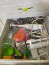 hand blender; hand mixer; electric knife; misc