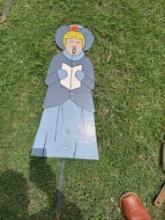 Wooden Christmas caroler