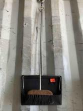 Broom and dust pan