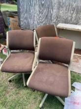 Rolling dinner chairs