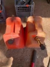 2 gas cans