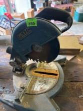 Compound miter saw