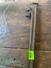 Pipe wrench
