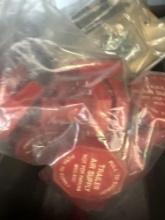 Bag of trailer air supply knobs, Casters and label tape
