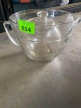 Glass measuring cup with glass jar with lid