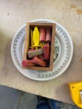 Corn cob holders and decorative plates currier & ives