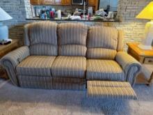 Couch with recliner on both side, one side appears not to recline, Bring Help to move