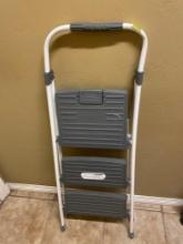 Cosco folding 3 step stool