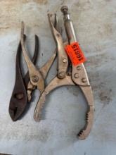 2 pair pliers and one pair locking pliers