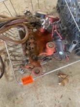 Bench chain vise and gauges