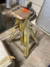 Jack stand
