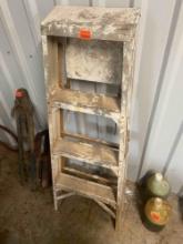 Wood ladder
