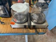 Commercial coffee pot warmer with glass pots