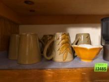 coffee mugs and cups