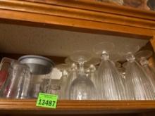 cups and measuring cups