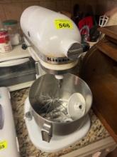 Stand mixer