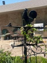 Outdoor yard decor