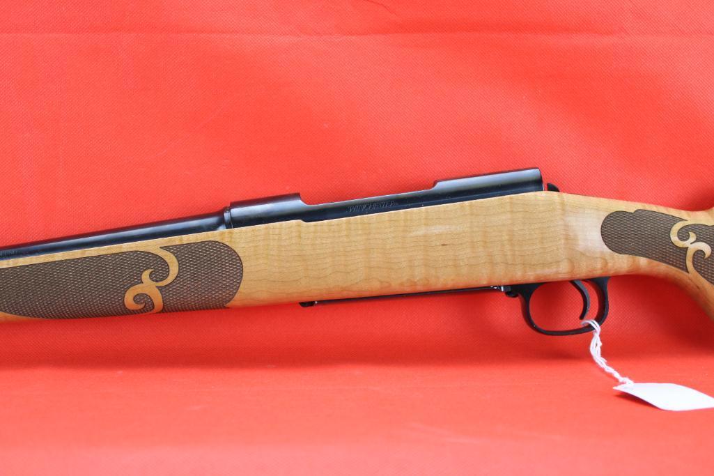 Winchester Model 70 Maple