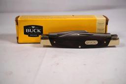 Buck Model 371 stockman with 2.75 inch main blade. Hardwood scales. NIB made in China.