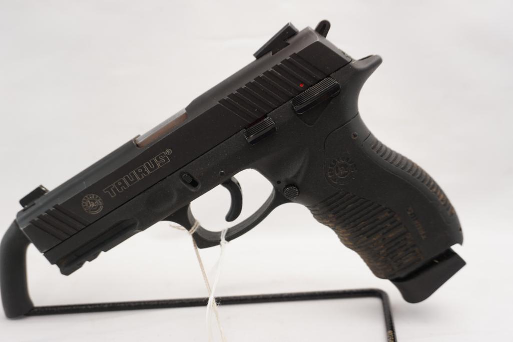 Taurus PT840
