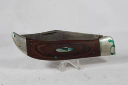 Case Buffalo single blade hunting knife with 4.0 inch blade. In original leather case. Leather is