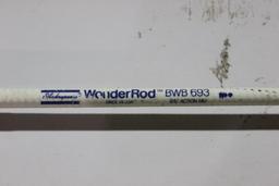 One Shakespeare wonder-rod 6ft 6" deep sea bait fishing rod and a PENN bait reel. Used. Will not
