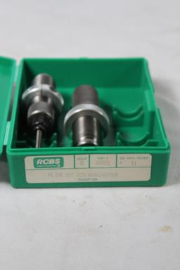 RCBS 2 die FL die set for 225 Winchester. Used, in good condition.