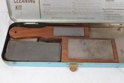 Western Field rifle cleaning metal case, but with 4 sharpening stones. Used.