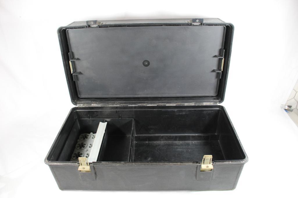 Large plastic PAAC range shooting case. Used.