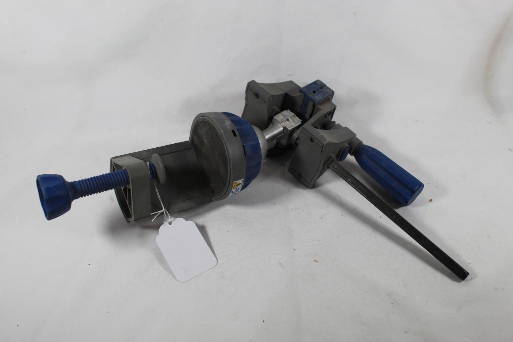 Dremel multi-vise. Used, in good condition.