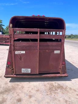 16' Gooseneck stock trailer rubber mats & good tires. NO TITLE