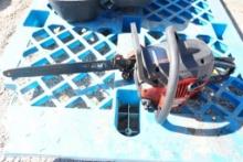 Craftsman 18"/ 42CC chainsaw in plastic carry case