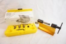 Forster case trimmer set with accessories