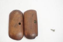 Colt 1901 32 ACP wood grips