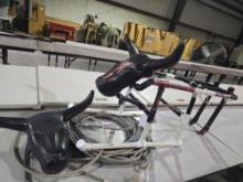 One drag steer, one extra steer head, and three nylon ropes. Used.