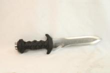 Wenoka dive knife with rubber sheath
