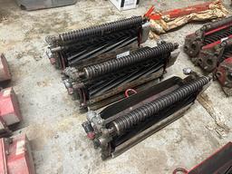 (3) 21" GROOMING UNITS