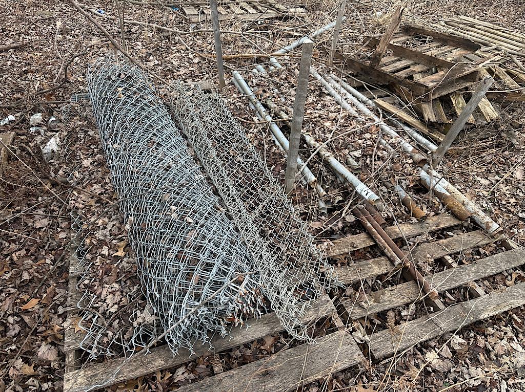 CHAIN LINK FENCE