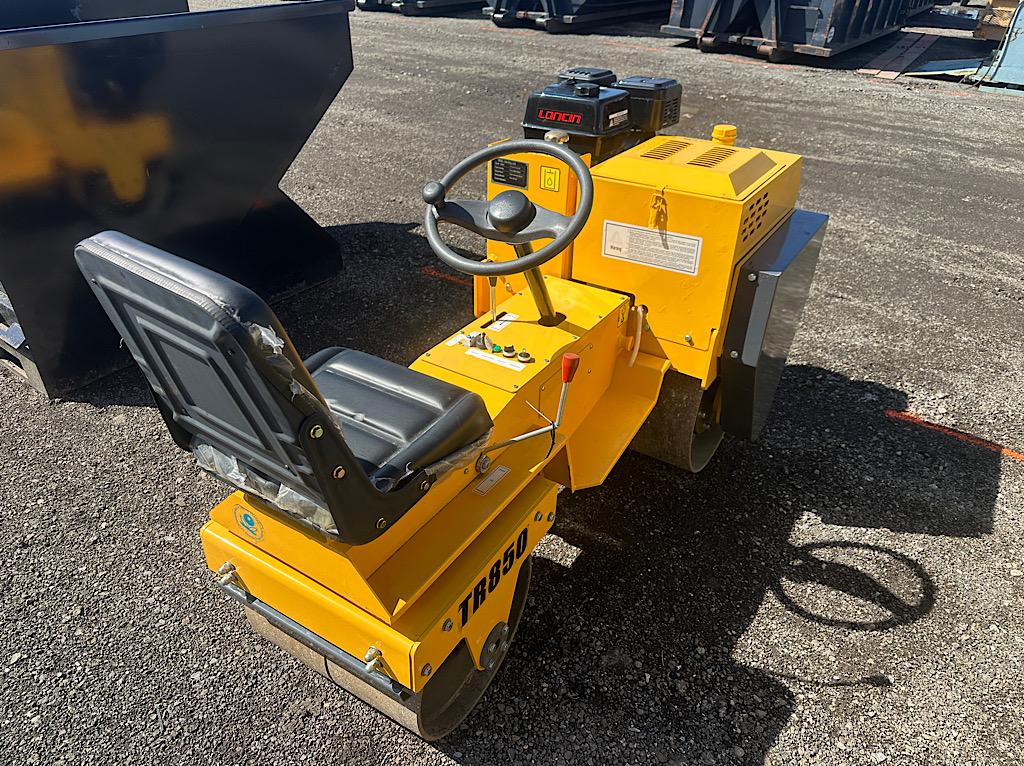 TRANER TR850 VIBRATORY ROLLER