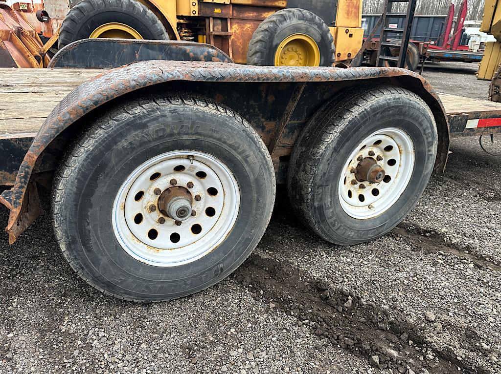 2011 CRONKHITE 7'X20' EQUIPMENT TRAILER