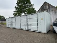 8'X40' SHIPPING CONTAINER