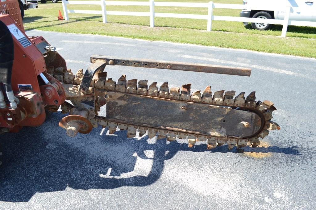 2005 Ditch Witch RT40 Trencher