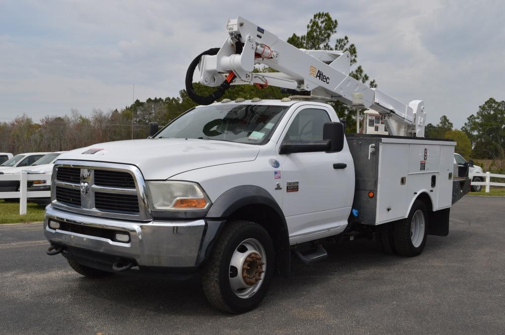 2011 Dodge 5500 4WD Altec AT37-G Bucket Truck