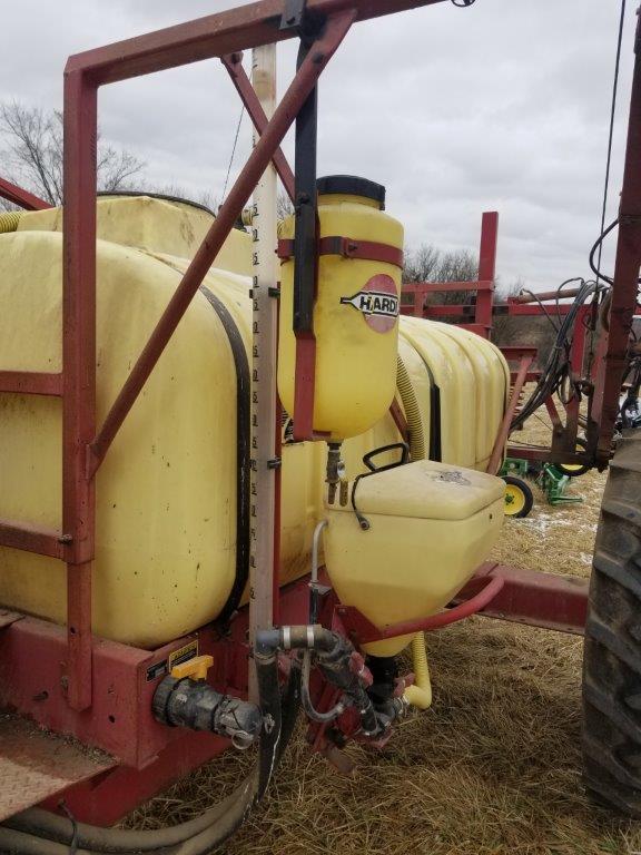 Hardi 1000-gallon pull-type Sprayer