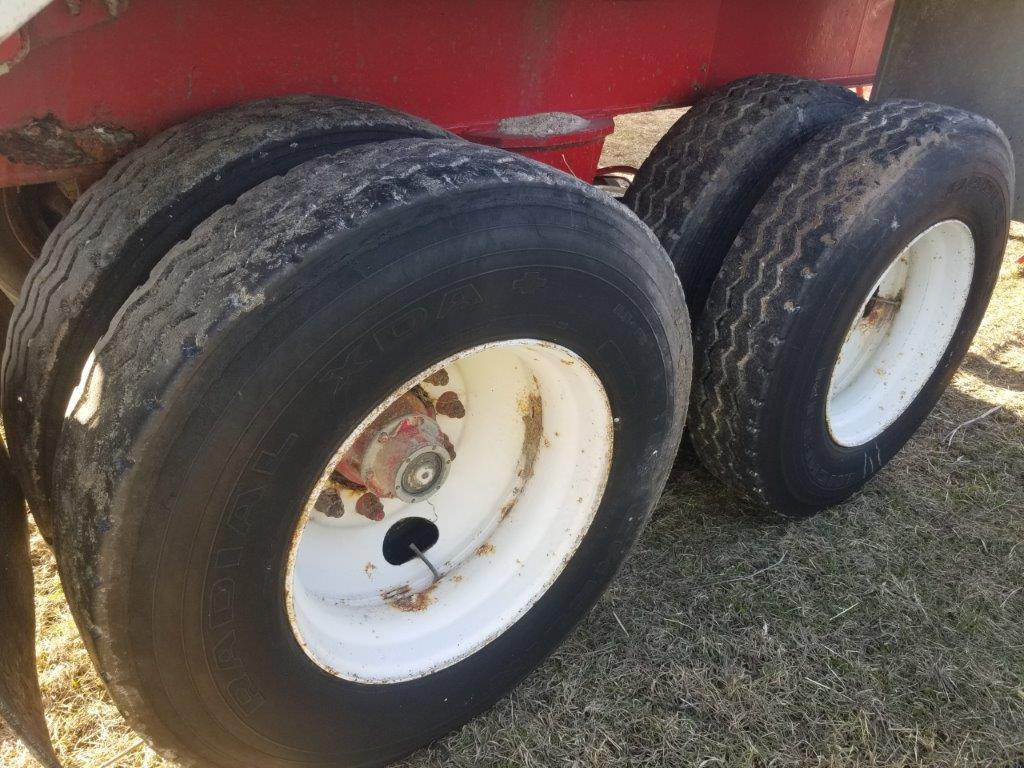 1996 East 26' Alum. Dump Trailer