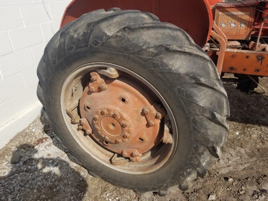 AC WD Tractor